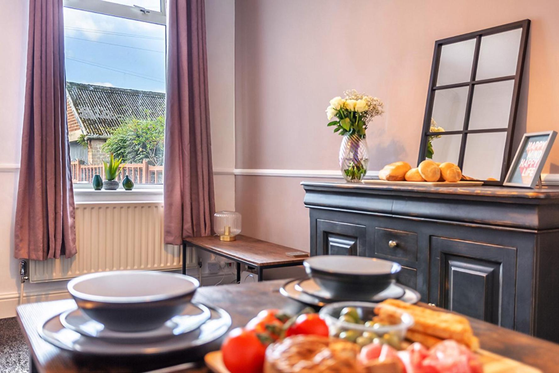 Appartement The Harrogate House - 4 Bed Townhouse Extérieur photo